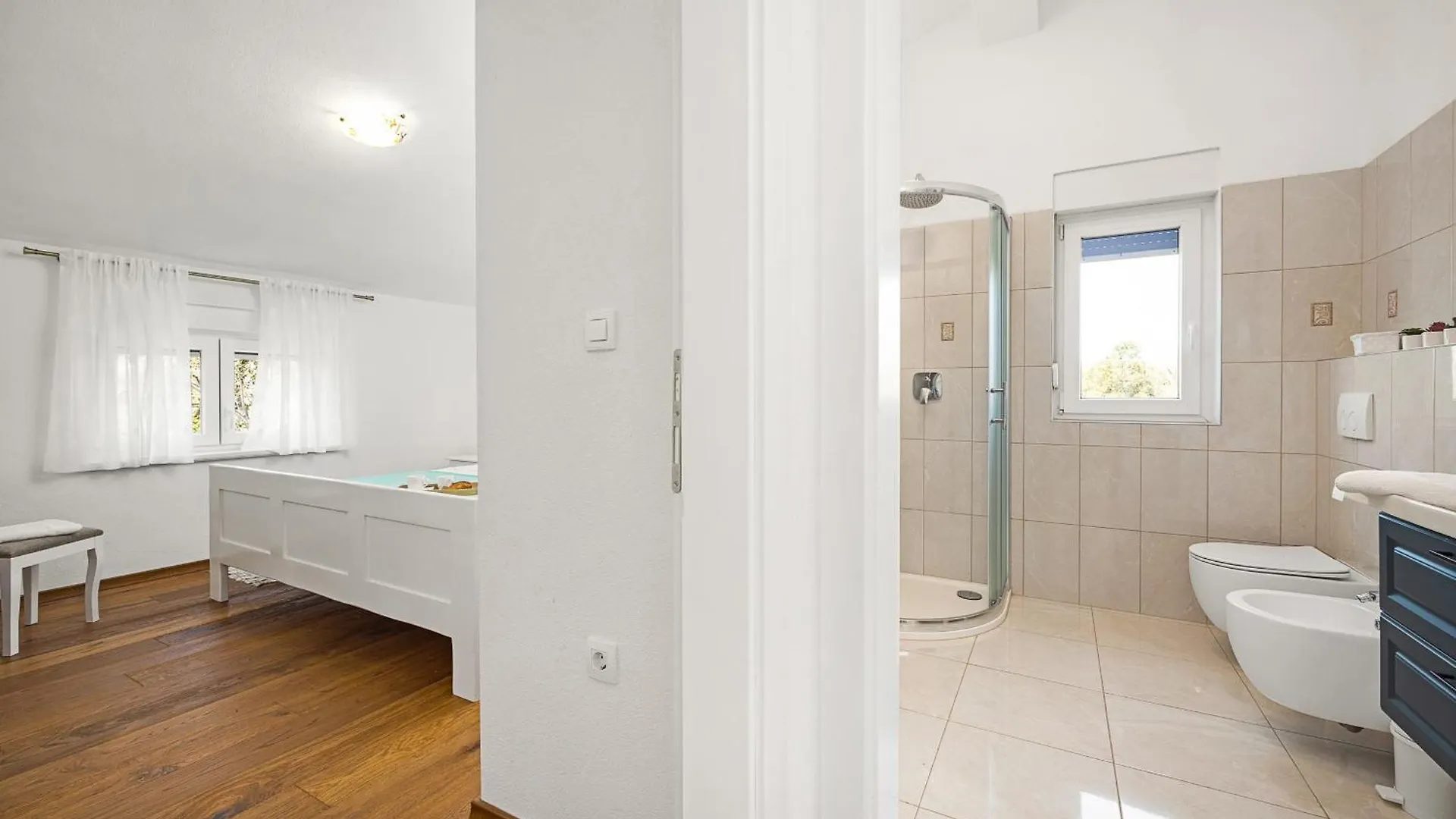 Villa Laura In Medulin For 8 Persons Only 1.5 Km From The Beach 0*,  Croatia