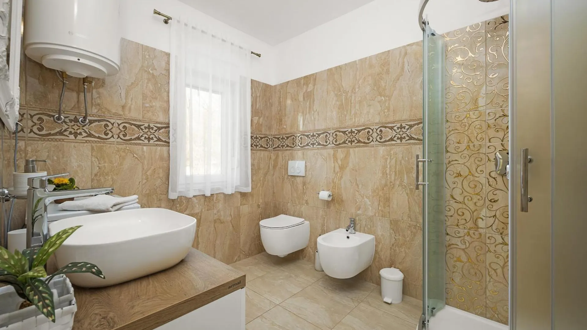 Villa Laura In Medulin For 8 Persons Only 1.5 Km From The Beach
