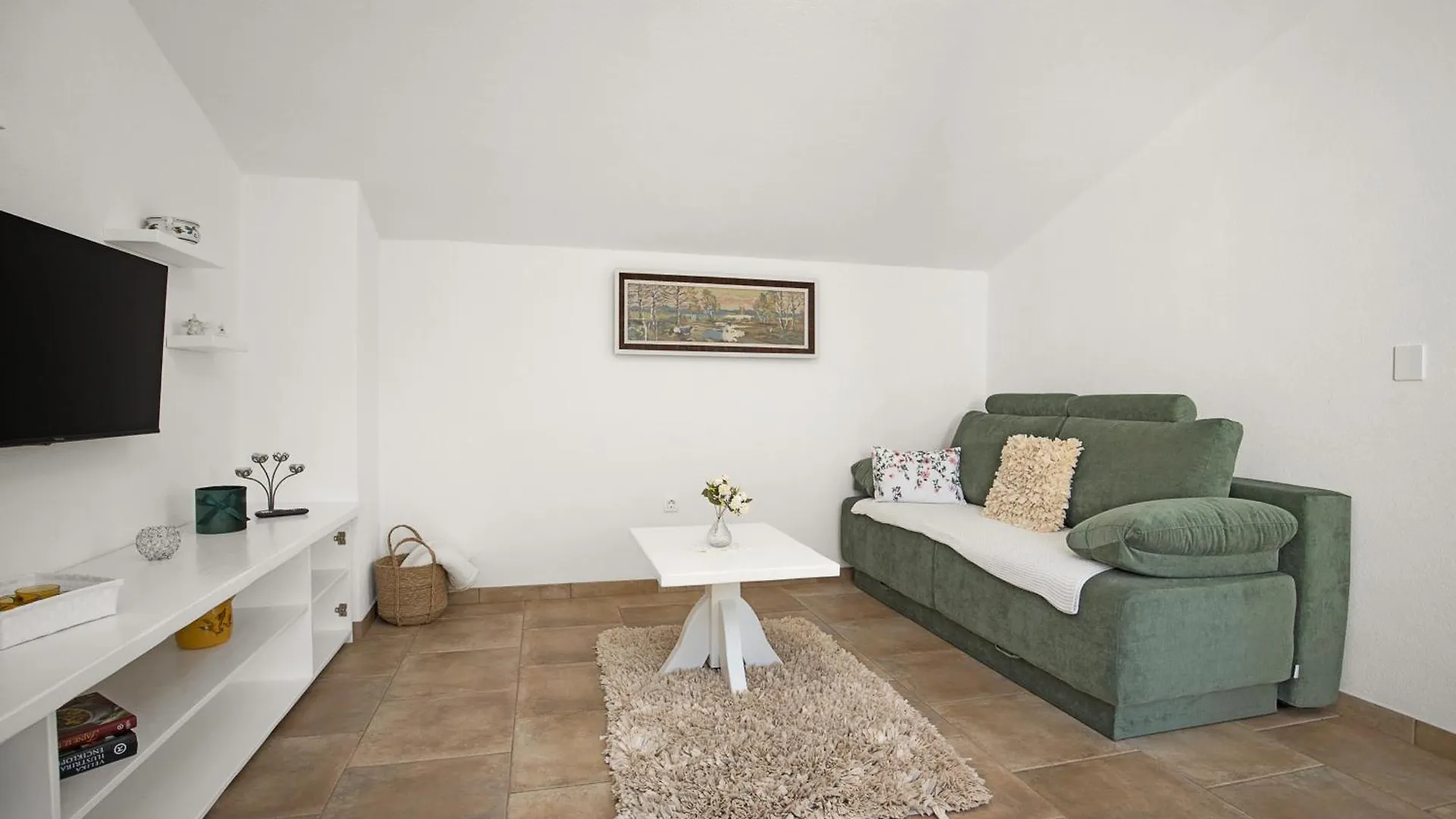 Villa Laura In Medulin For 8 Persons Only 1.5 Km From The Beach