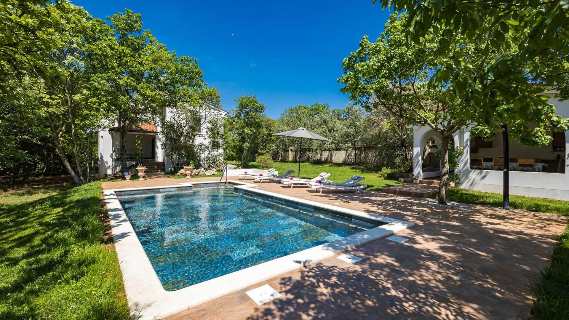 Villa Laura In Medulin For 8 Persons Only 1.5 Km From The Beach Croatia